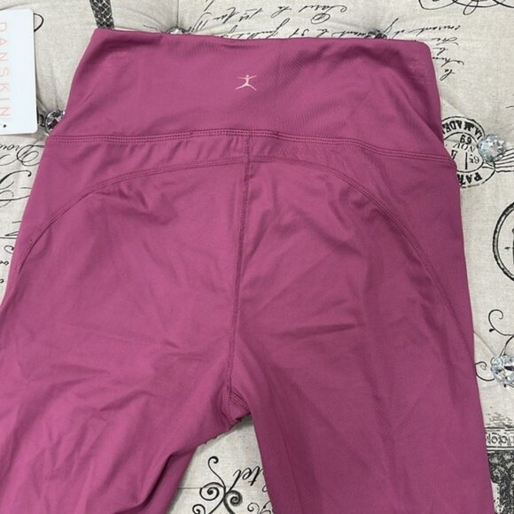 Danskin Women's Ultra High Rise  Leggings - Picture 9 of 9